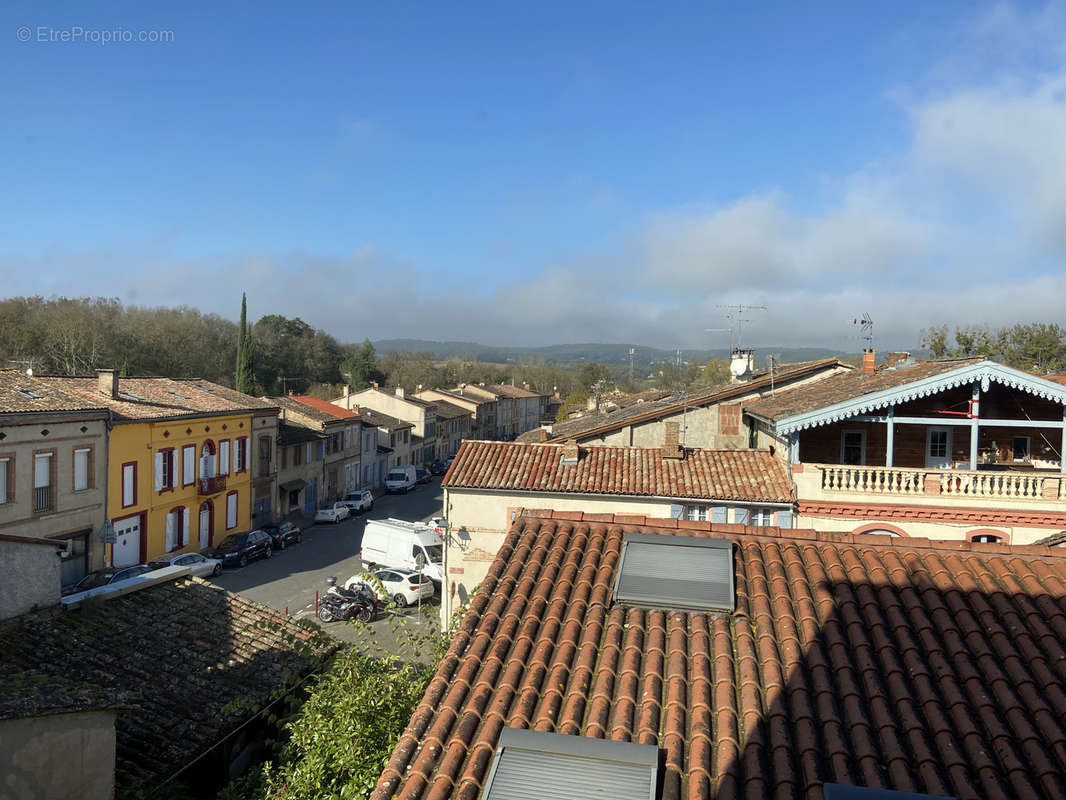 Appartement à LEVIGNAC