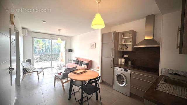 Appartement à BORMES-LES-MIMOSAS