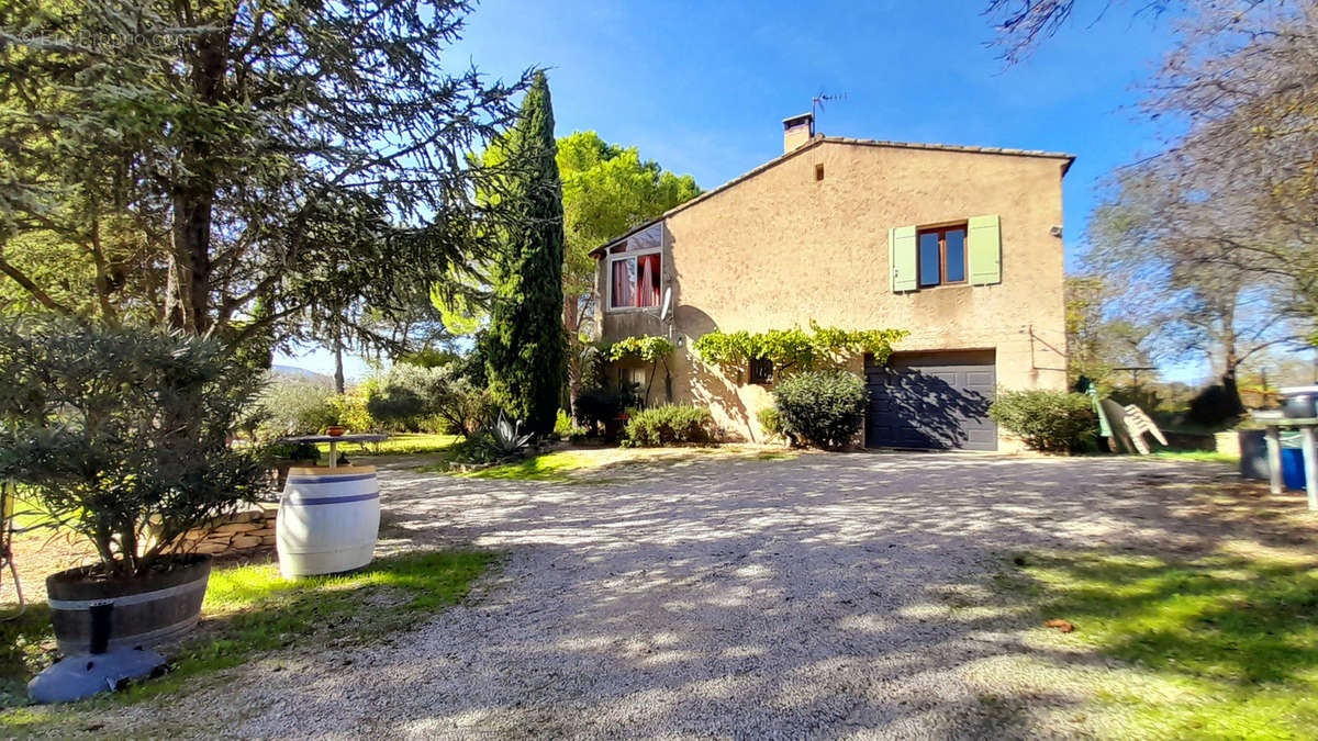 Maison à CABRIERES-D&#039;AVIGNON