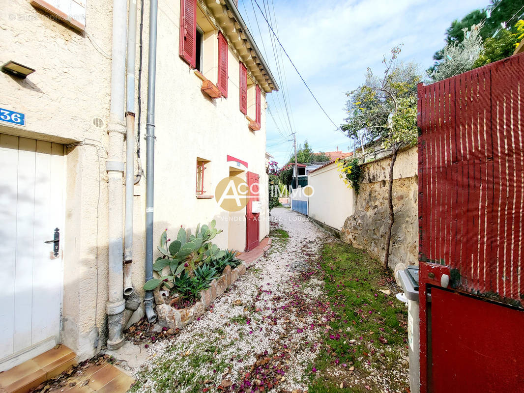 Maison à SIX-FOURS-LES-PLAGES