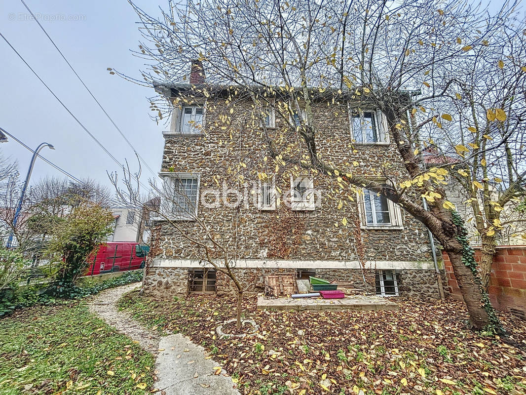 Appartement à CHOISY-LE-ROI