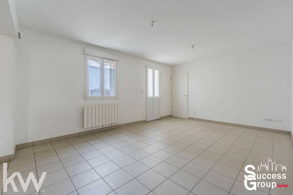 Appartement à LYON-8E