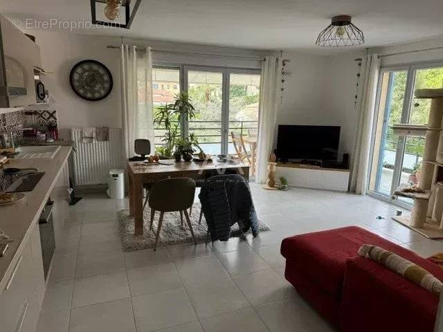 Appartement à VILLENEUVE-LOUBET