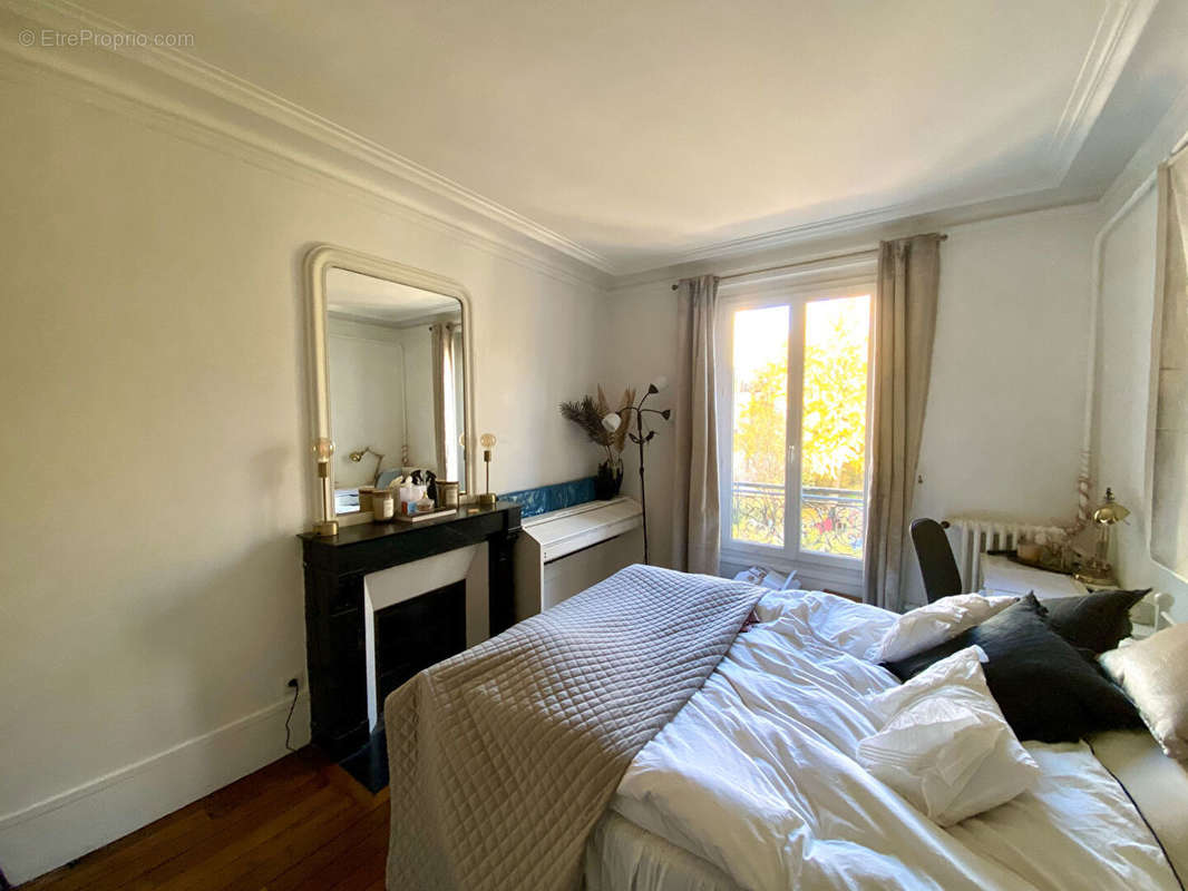 Appartement à NEUILLY-SUR-SEINE