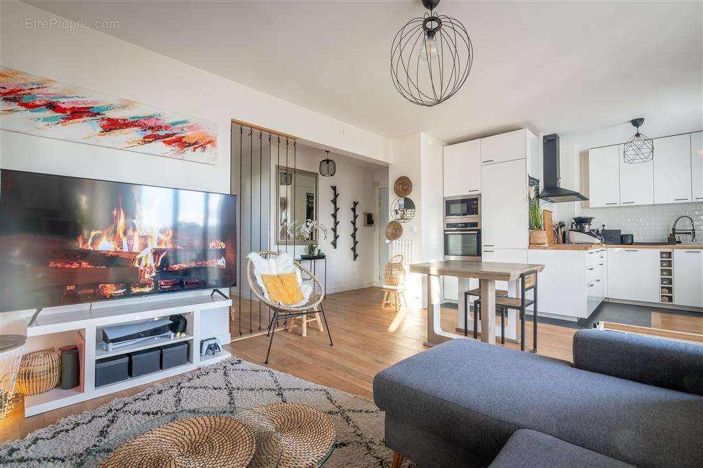 Appartement à LE PERREUX-SUR-MARNE