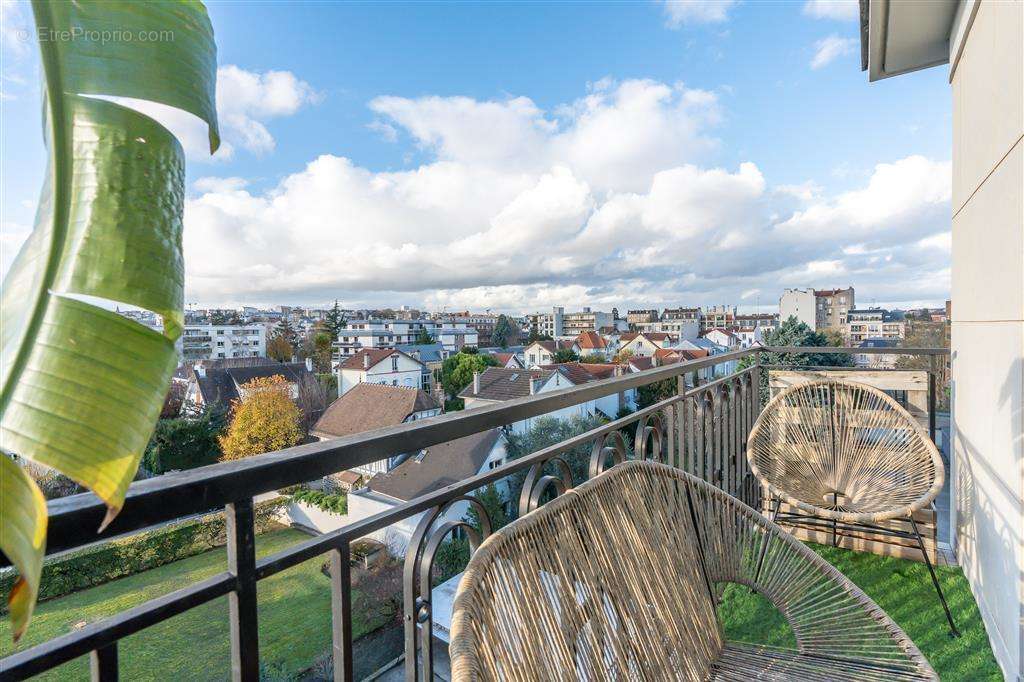 Appartement à LE PERREUX-SUR-MARNE