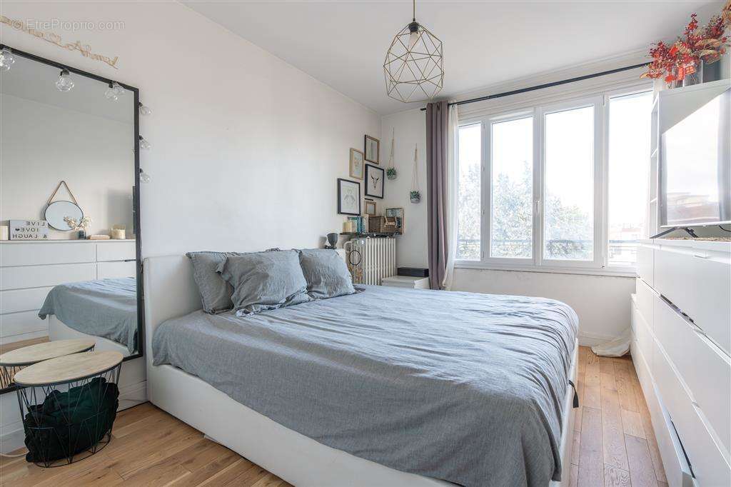 Appartement à LE PERREUX-SUR-MARNE