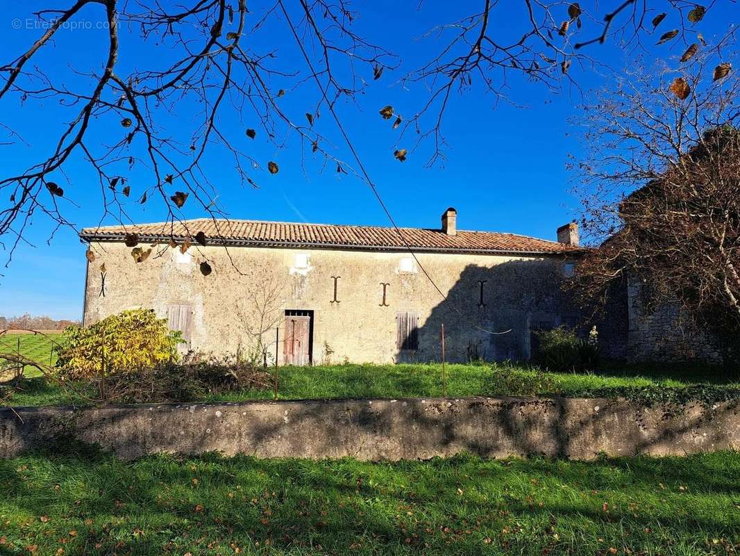 Maison à SAUVETERRE-DE-GUYENNE