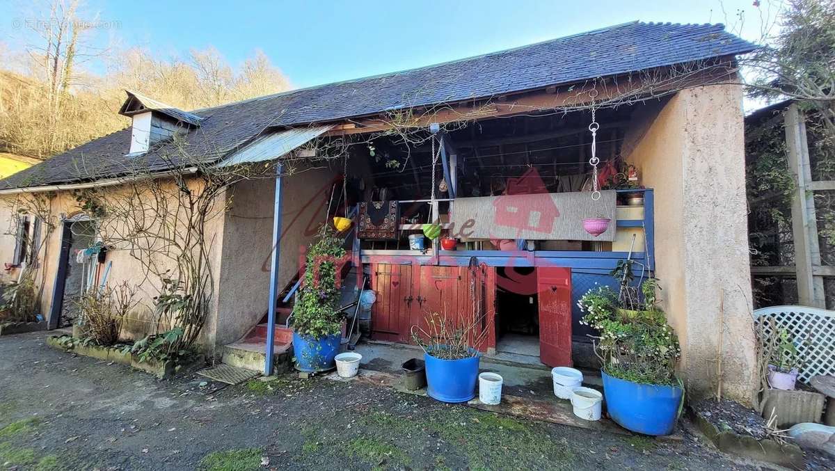 Maison à LOURDES