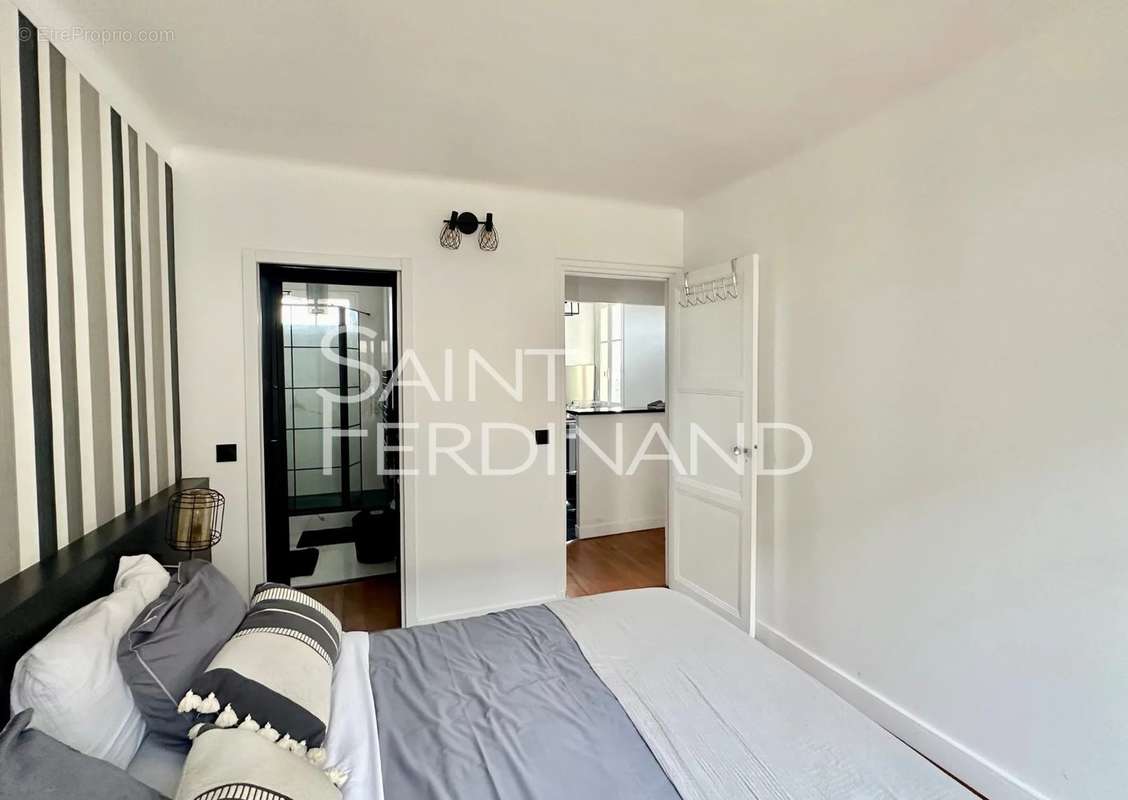 Appartement à NEUILLY-SUR-SEINE