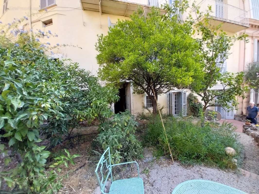 Appartement à MENTON