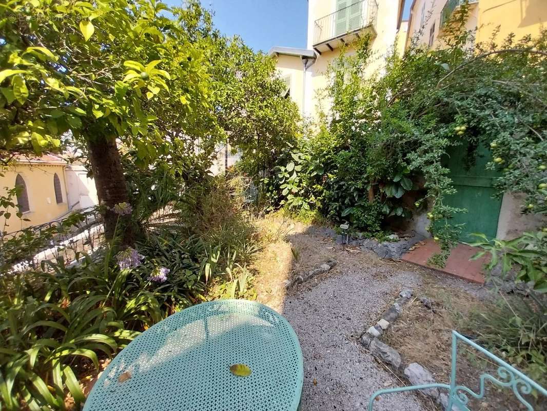 Appartement à MENTON