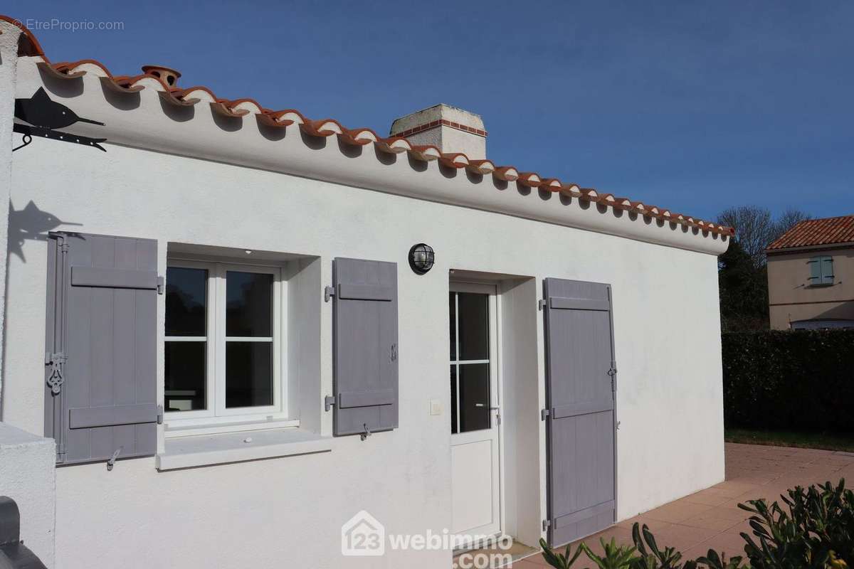 Double terrasses. - Maison à SAINT-VINCENT-SUR-JARD