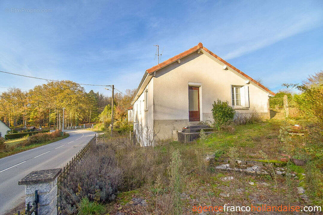 Maison à LINARDS