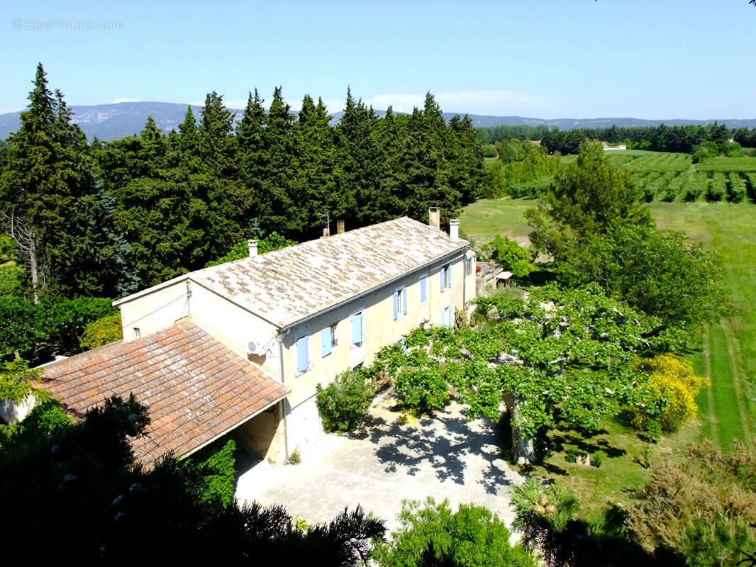 Autre à L&#039;ISLE-SUR-LA-SORGUE