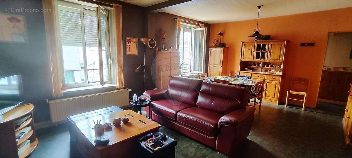 Appartement à THAON-LES-VOSGES