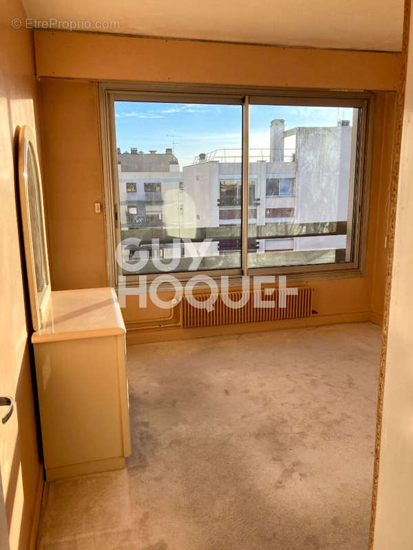 Appartement à PARIS-19E