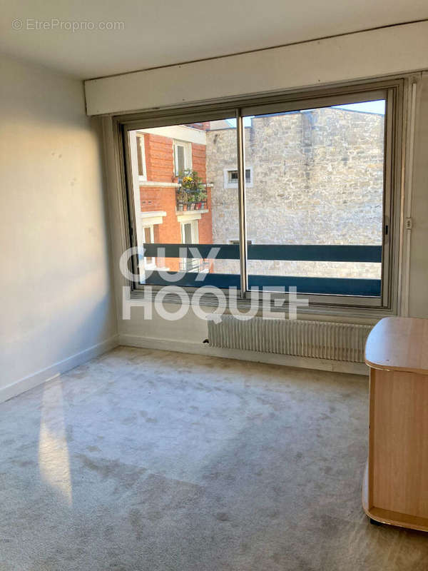 Appartement à PARIS-19E