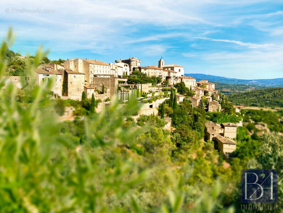 Maison à GORDES