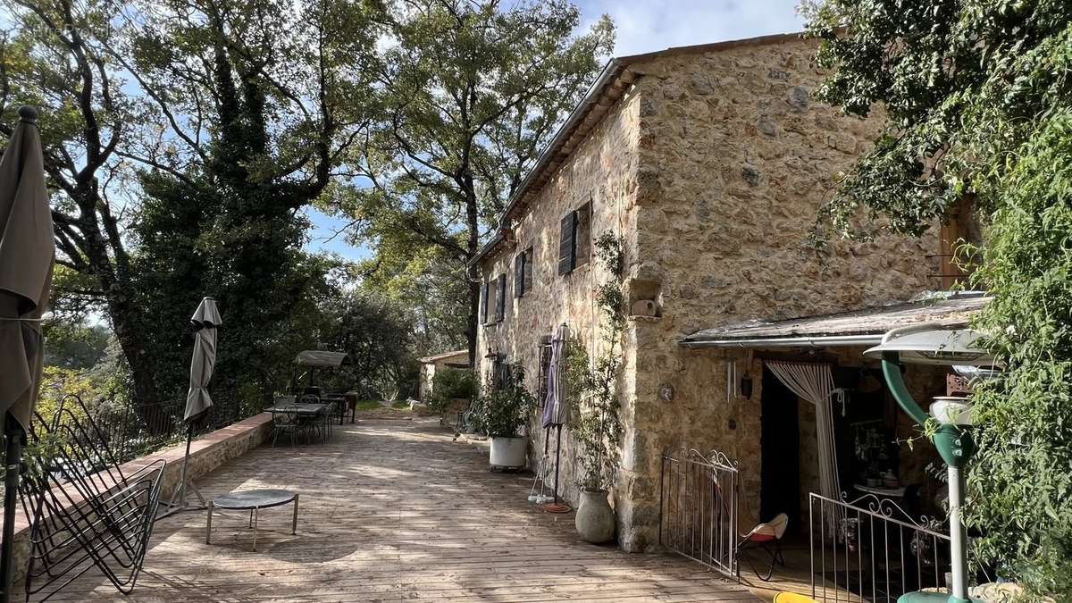 Maison à BARGEMON