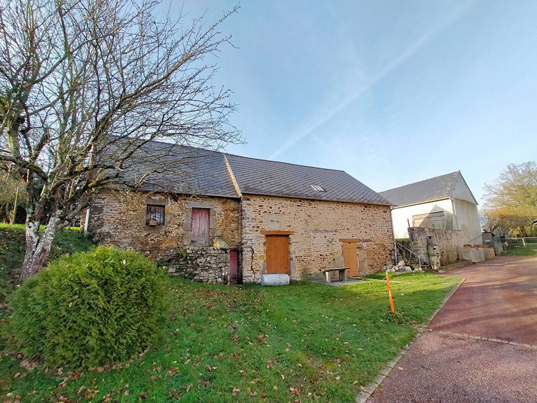 Maison à SAINT-AUBIN-DU-DESERT