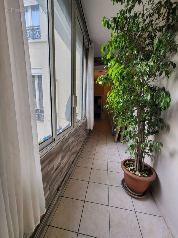 Appartement à MARSEILLE-1E