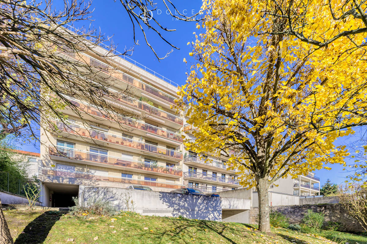 Appartement à LE PERREUX-SUR-MARNE