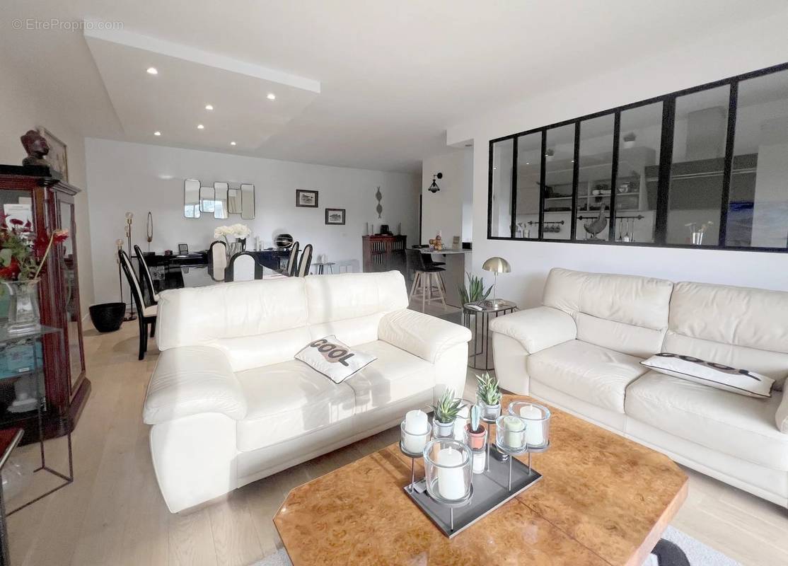 Appartement à CROISSY-SUR-SEINE