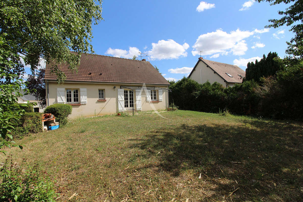 Maison à VINEUIL