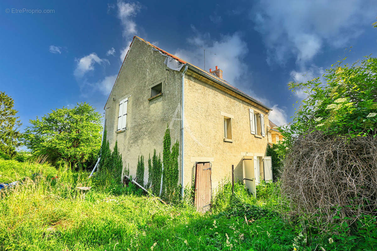 Maison à MARINES