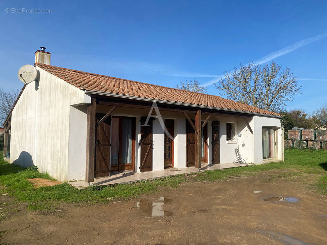 Maison à LONGEVILLE-SUR-MER