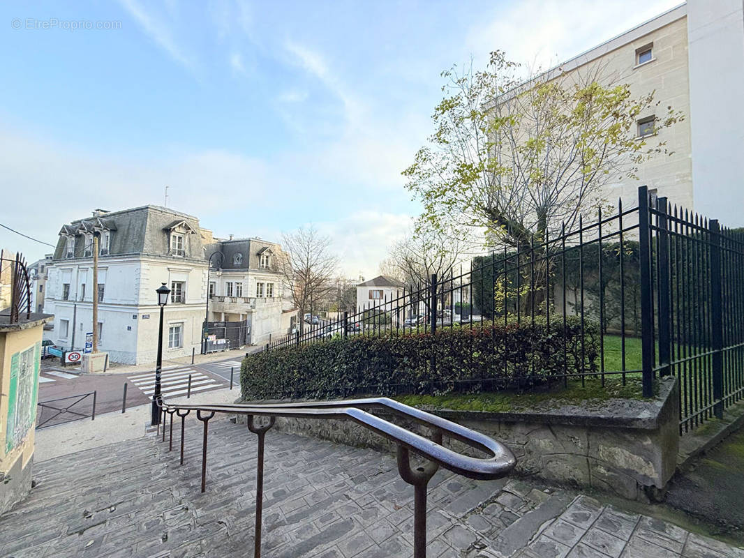 Appartement à LE PERREUX-SUR-MARNE