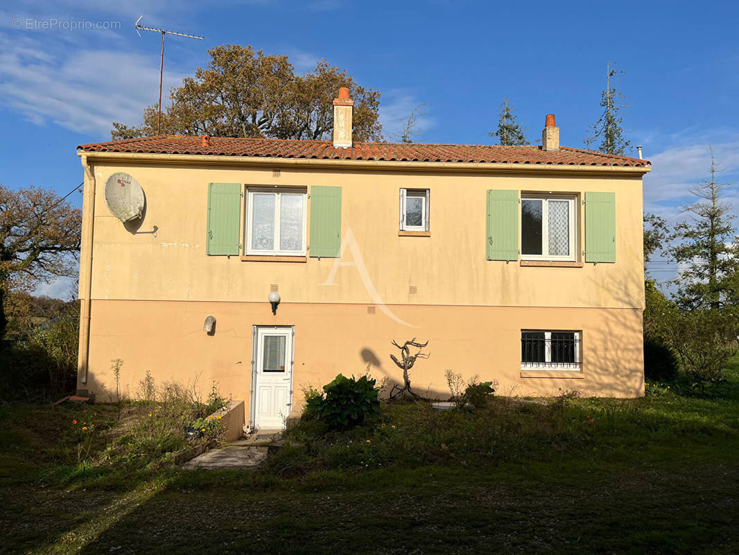 Maison à SAINT-VINCENT-SUR-GRAON