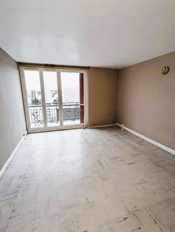 Appartement à ROSNY-SOUS-BOIS