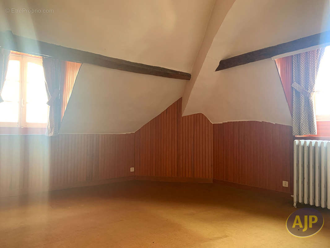 Appartement à SEGRE