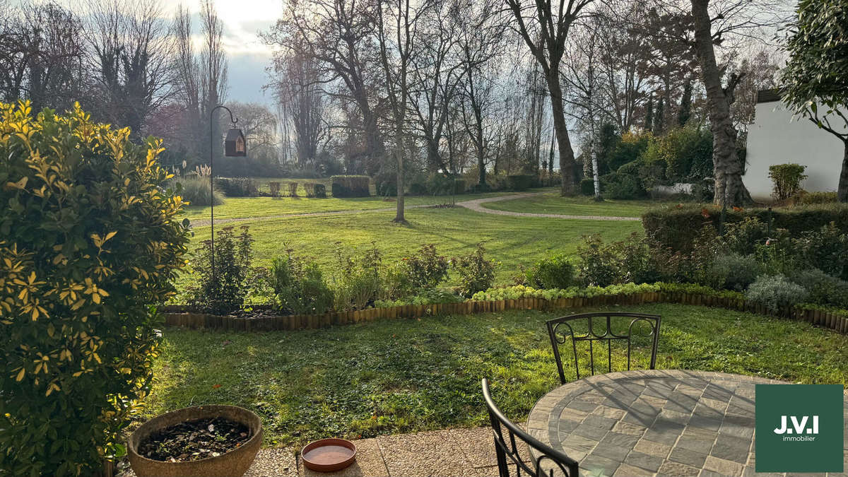 Appartement à ENGHIEN-LES-BAINS