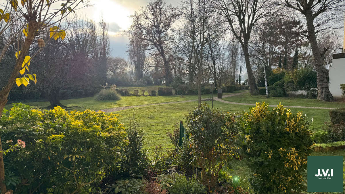 Appartement à ENGHIEN-LES-BAINS