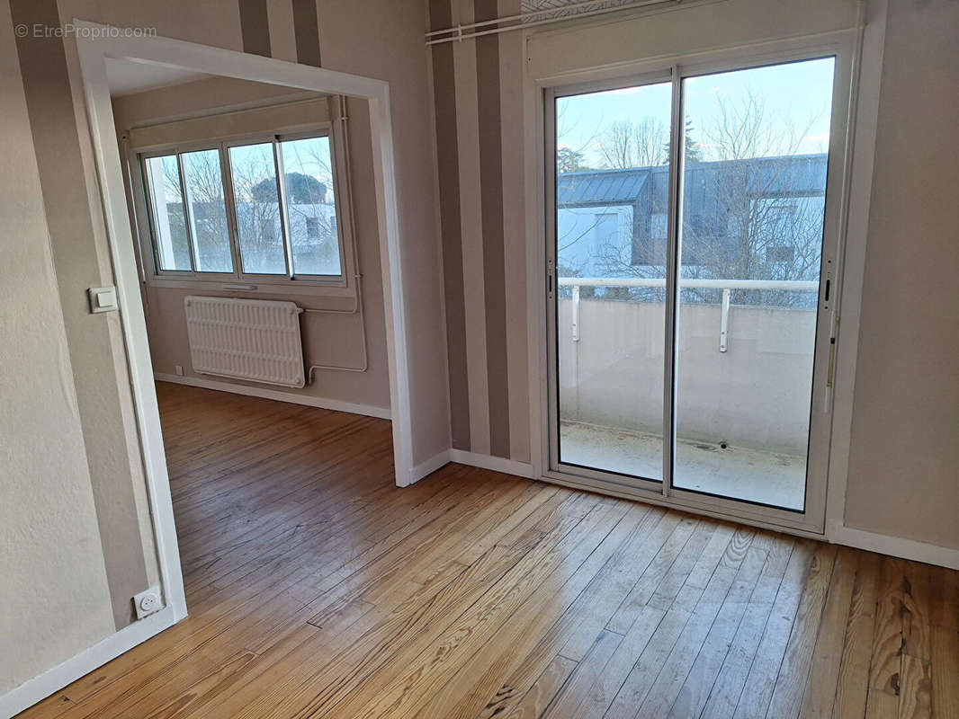 Appartement à BORDEAUX