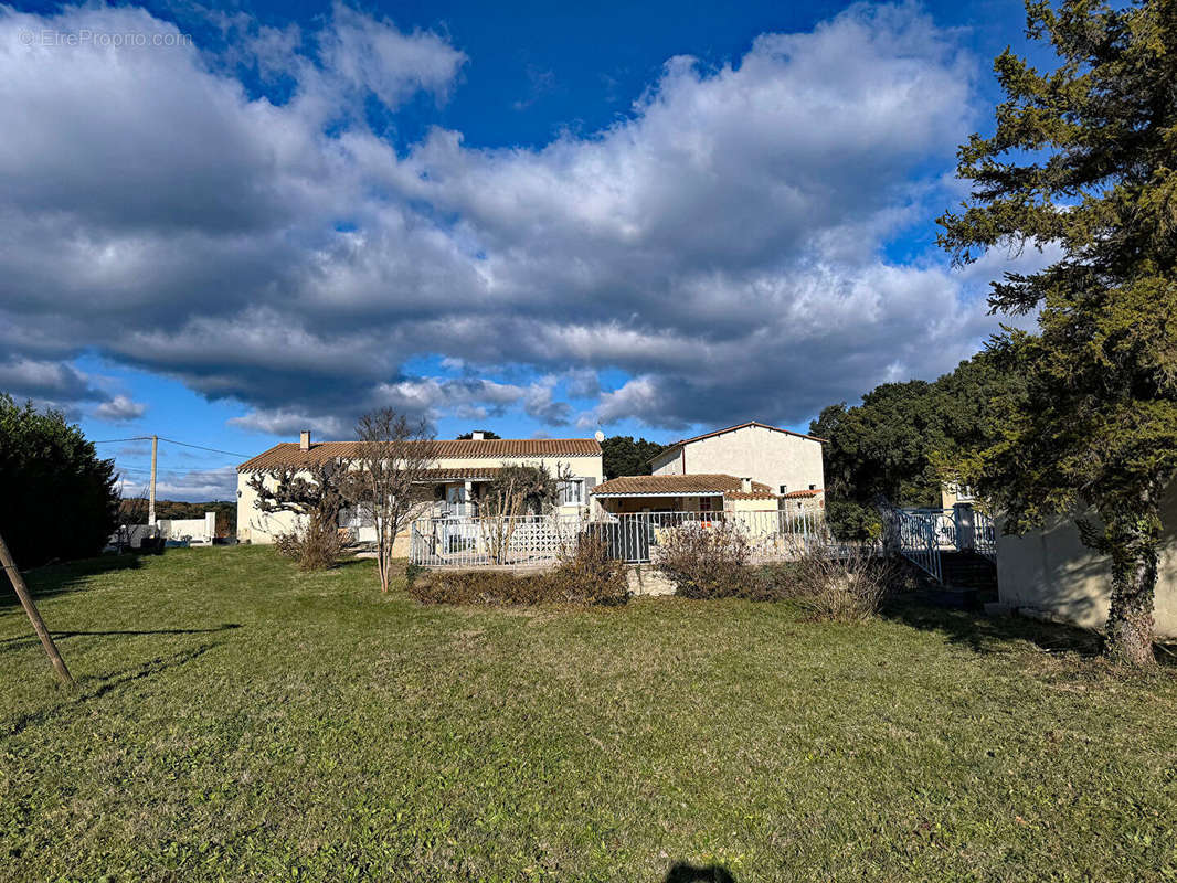 Maison à GRIGNAN