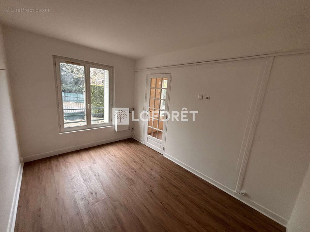 Appartement à LE RAINCY