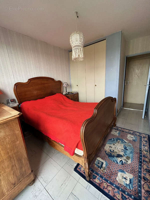 Appartement à PIERRE-BENITE