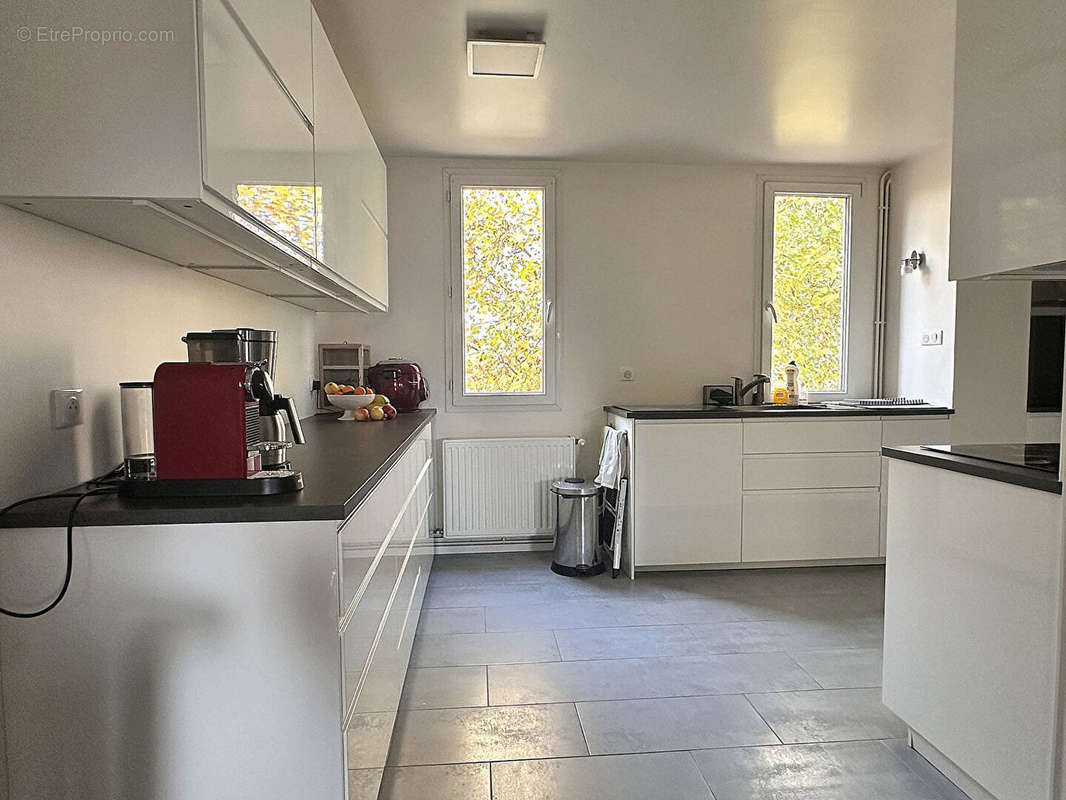 Appartement à MONTIGNY-LE-BRETONNEUX