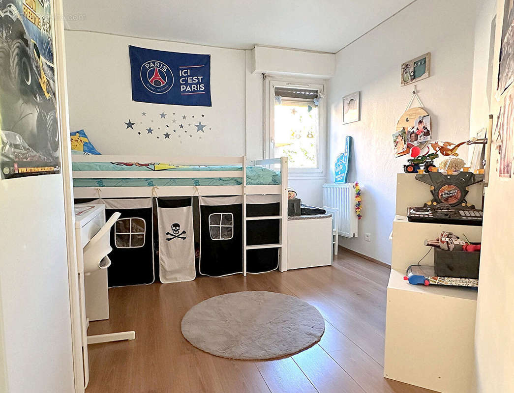 Appartement à MONTIGNY-LE-BRETONNEUX