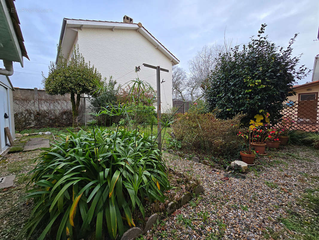 Maison à MERIGNAC