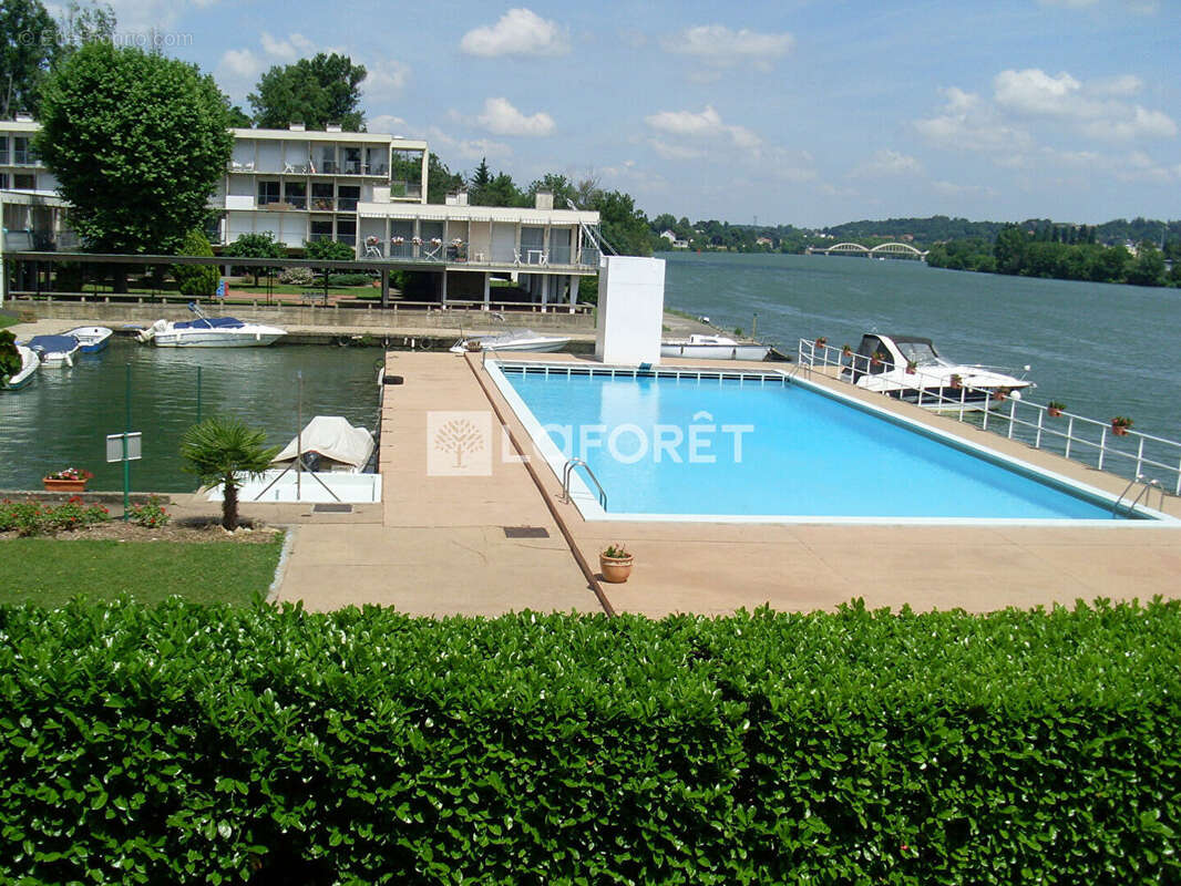 Appartement à ALBIGNY-SUR-SAONE