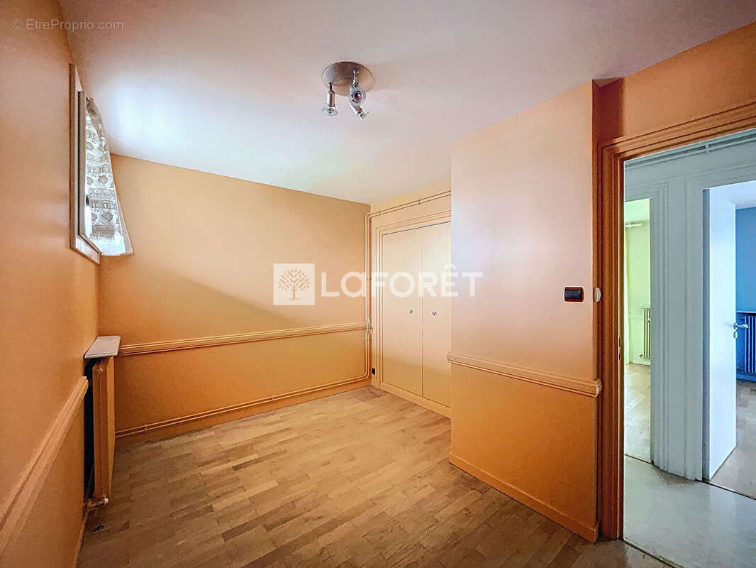 Appartement à ALBIGNY-SUR-SAONE