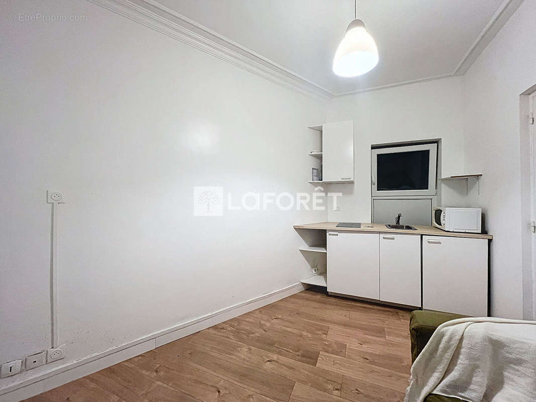 Appartement à LEVALLOIS-PERRET