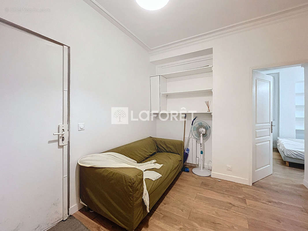 Appartement à LEVALLOIS-PERRET