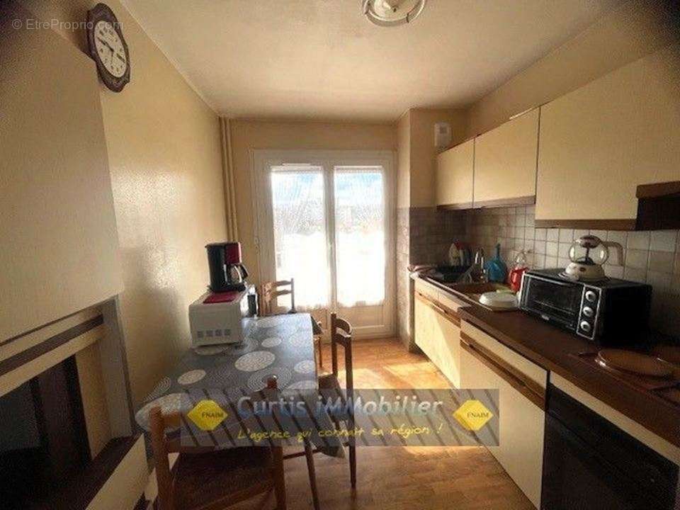 Appartement à SAINT-ETIENNE