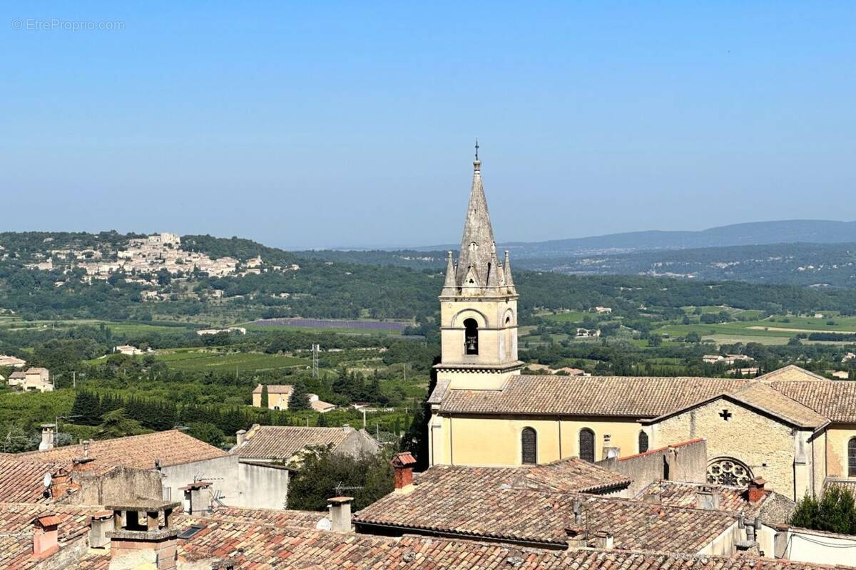 Maison à BONNIEUX